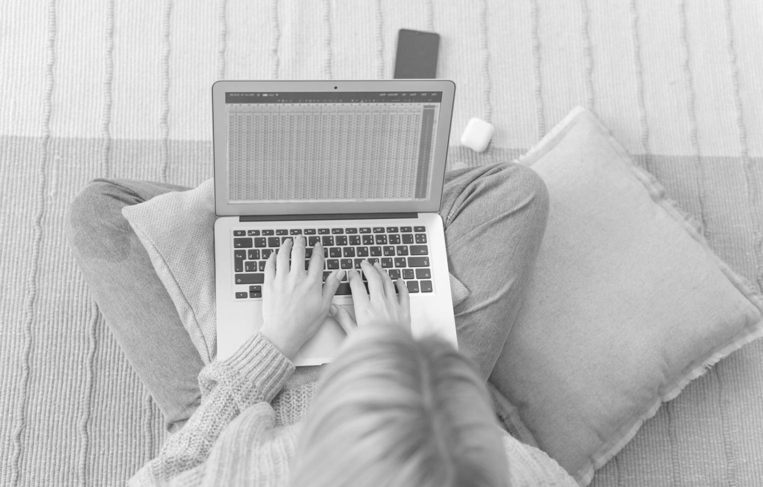 Análise de dados financeiros avançada